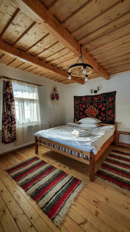 Casuta Din Gradina Breb Exterior foto