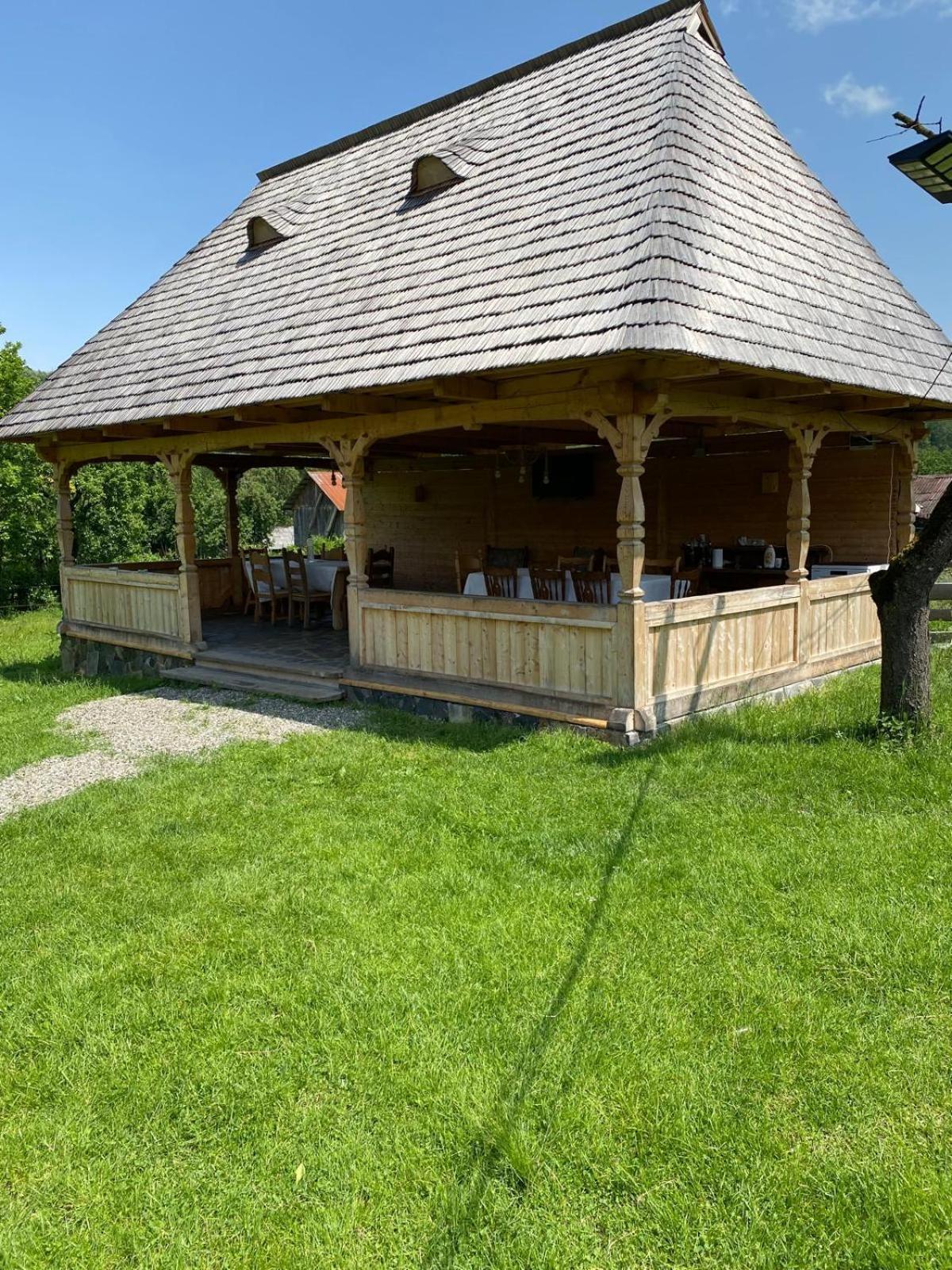 Casuta Din Gradina Breb Exterior foto