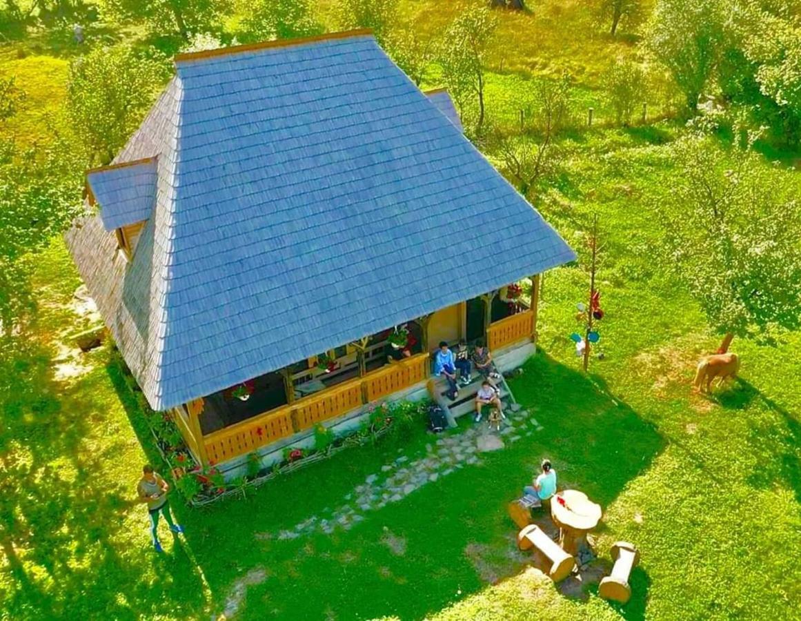 Casuta Din Gradina Breb Exterior foto